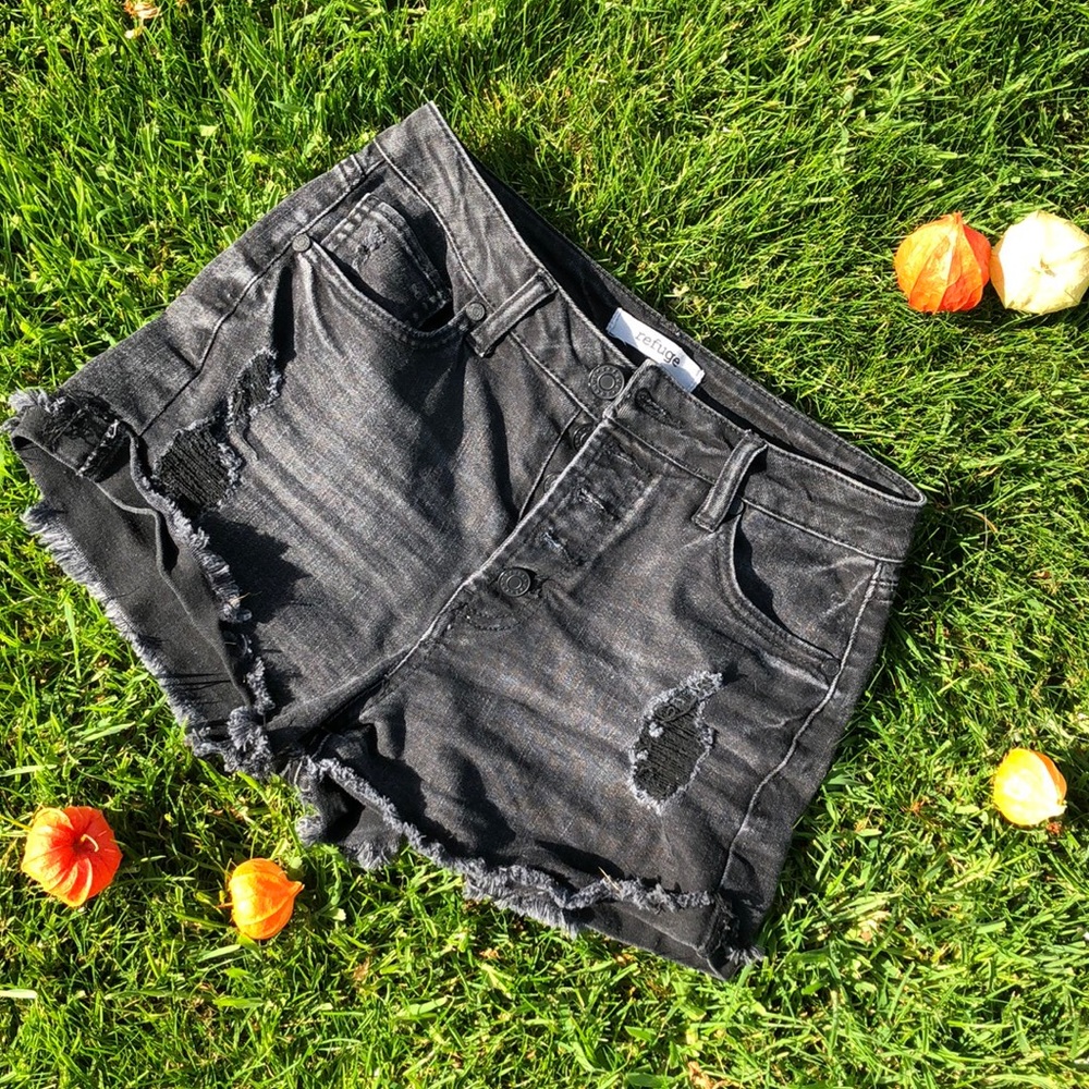 High Wasted Black Shorts